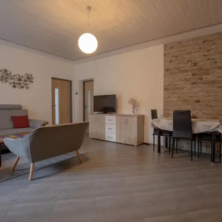 & Garden Nook By Interhome Lägenhet Harrachov